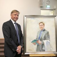 Muotokuvateoksen paljastustilaisuus. Turun yliopisto. Professori Timo Narhi. 2022